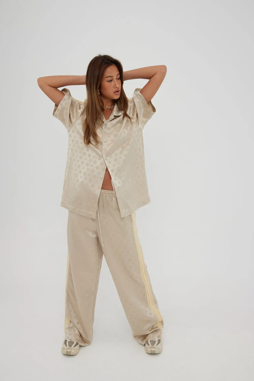 SOMETHING VERY SPECIAL - Jaquard Satin Resort Shirt - Sand