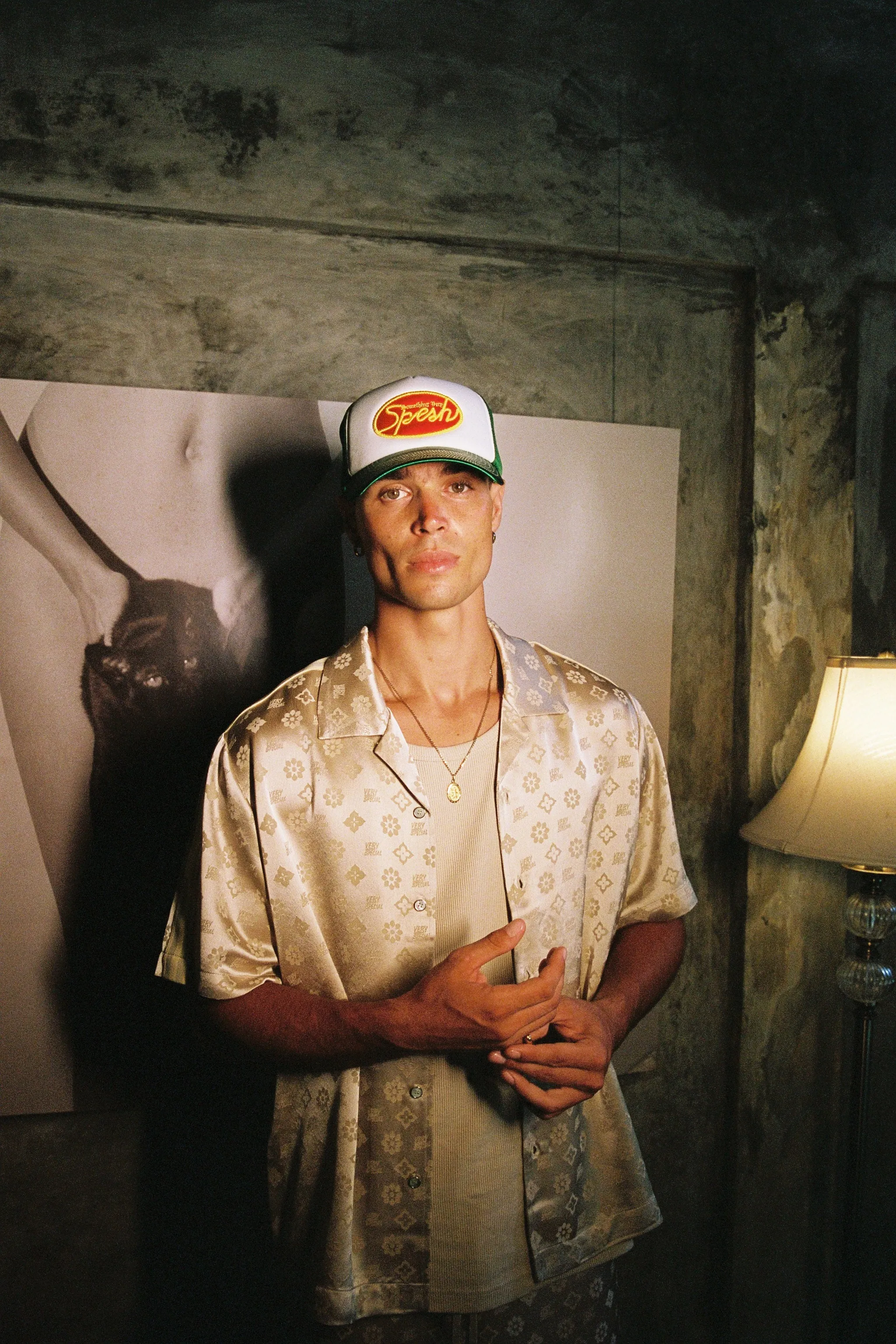 SOMETHING VERY SPECIAL - Jaquard Satin Resort Shirt - Sand